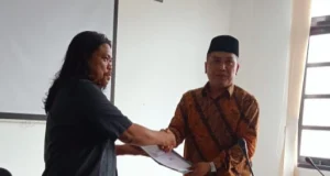 Tidak Kunjung Diberangkat ke Taiwan, Calon TKI Mengadu ke DPRD Lotim