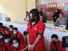 Perempuan Asal Sumbawa Ini Ditangkap saat Bawa Sabu 1,1 Kilogram