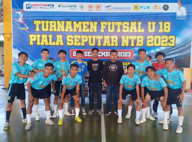 
					Salah satu tim U18 peserta Piala Seputar NTB.