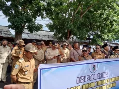 Kades Kembang Kuning Tersangka Tipilu, FKKD Demo Bawaslu Lotim