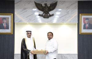 Arab Saudi Berikan Hadiah 100 Ton Kurma kepada Indonesia