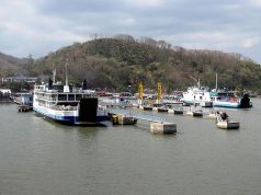 Cuaca Buruk, Penyeberangan di Pelabuhan Lembar Ditutup