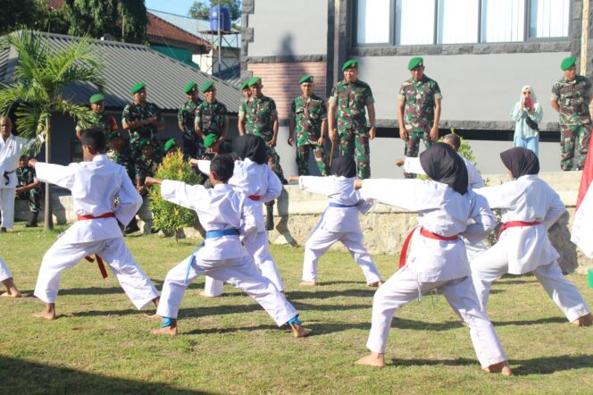 
					Kontingen Karate Inkai Kodim Bima Kembali Sabet Medali Emas di Liga Bupati Cup
