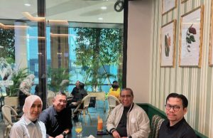 Konsultan Politik Nasional Eef Saifulloh Kawal Tuan Guru Hazmi-Satriadi di Pilbup 2024