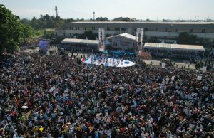 Deklarasi Dihadiri Puluhan Ribu Masyarakat, Iqbal-Dinda Optimis Menang