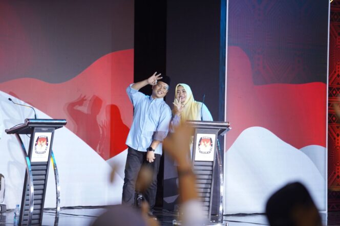 
					Survei LSI Unggulkan Iqbal-Dinda dan Kunci Memenangkan Pemilih Muda