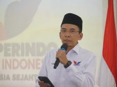 Politik Zig Zag TGB, Keluar Masuk Empat Parpol