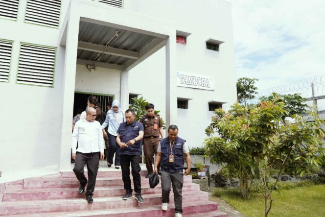 
					KDD NTB Cek Ruang Tahanan Khusus Lansia dan Disabilitas Lapas Lombok Barat