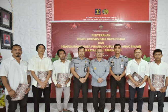 
					5 Warga Binaan Lapas Lombok Barat Terima Remisi Khusus Natal 2024