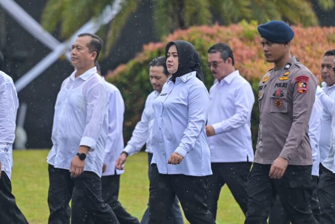 
					Pra Pelantikan Gubernur dan Wakil Gubernur Terpilih, Iqbal-Dinda Ikuti Gladi Resik di Monas