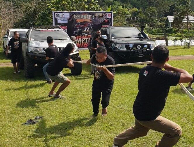 
					Komunitas Mobil Double Cabin DCAB-ID Chapter NTB Rayakan HUT ke-8 di Sembalun