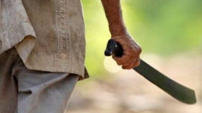 
					Karena Asmara, Seorang Anggota Polisi di Lombok Tengah Saling Tebas dengan Seorang Warga