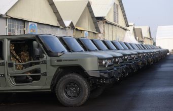 TNI Terima 650 Unit Kendaraan Khusus dari Kemenhan untuk Perkuat Pertahanan Negara