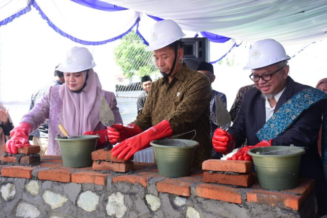 
					Lenterahati Islamic Boarding School Dirikan Gedung Perguruan Tinggi, Wakil Gubernur NTB : Terus Bangun SDM yang Berilmu, Beriman dan Berahlak