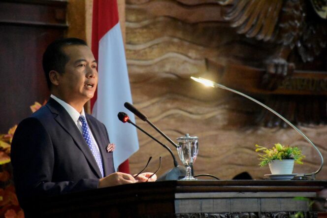 
					Efisiensi Birokrasi, Pemprov Usulkan Raperda OPD