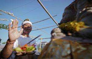 WBP Umat Hindu Lapas Lobar gelar Persembahyangan Hari Raya Galungan