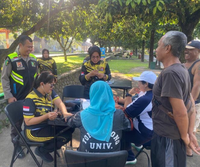 
					Polda NTB Gelar Bhakti Kesehatan Gratis untuk Masyarakat