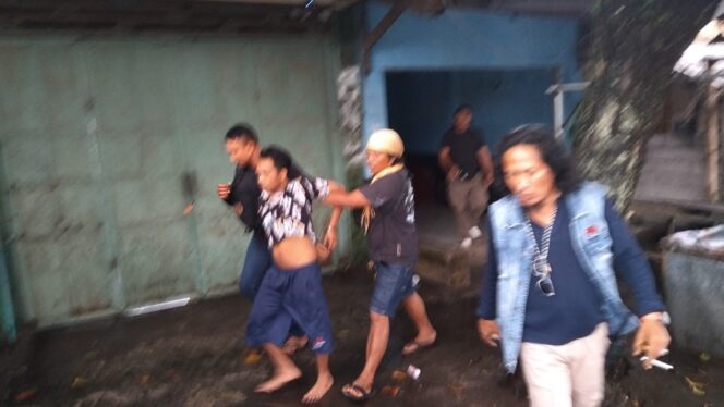 
					6 Orang Pria Ditangkap Usai Obrak-abrik Kantor BUMN di Wilayah Mataram