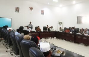 Kafe Liar di Pantai Tanjung Bias Menjamur, Pengembang di Kawasan Meninting Jadi Sasaran