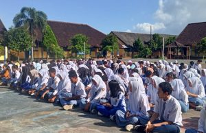 Polda NTB Sosialisasi Bahaya Narkoba, Judi Online, dan Pelecehan Seksual di SMAN 1 Narmada