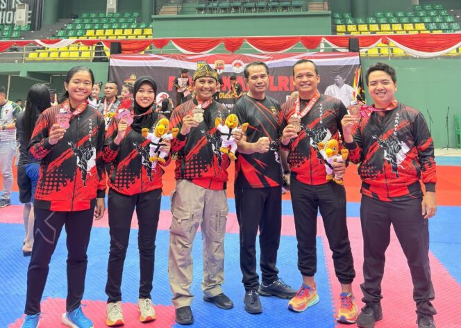 
					Tim Karate Polda NTB Sabet 5 Medali Perunggu di Piala Kapolri 2025