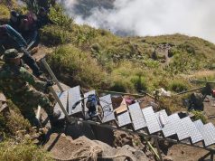 Korem 162/WB Perbaiki Jalur Pendakian Gunung Rinjani