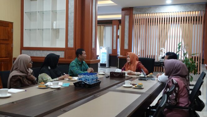 
					Tingkatkan Pengawasan Obat dan Makanan serta Daya Saing UMKM, BBPOM Mataram Perkuat Sinergi dengan Pemprov NTB