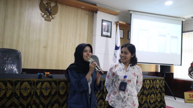 
					Mahasiswa Kimia Universitas Mataram Pelajari Pengawasan Obat dan Makanan