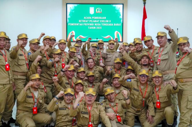 
					Gubernur NTB Perkuat Koordinasi dan Mental Aparatur Kegiatan Team Building