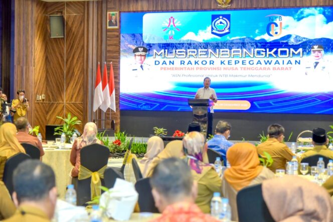 
					Gubernur NTB Buka Musrembangkom, Tekankan Berkompetisi Melalui Kinerja, Bukan Politik