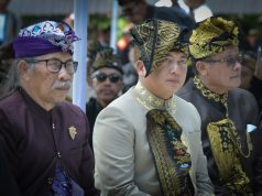 Dianugerahi Gelar Manggala Bhumi, Gubernur Iqbal Tegaskan Perang Melawan Kemiskinan dan Komitmen Jaga Rinjani