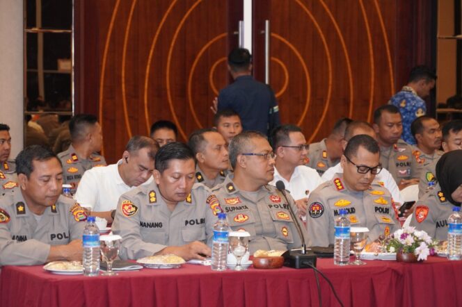 
					Polda NTB Siapkan 1.908 Personel Amankan Natal dan Tahun Baru