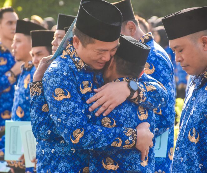 
					Gubernur NTB Lantik 9.411 PPPK Paruh Waktu