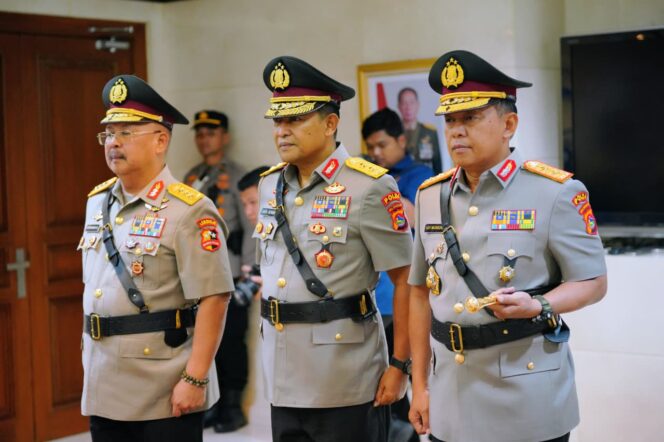 
					Irjen Edy Murbowo Resmi Jabat Kapolda NTB, Kapolri Pimpin Pelantikan