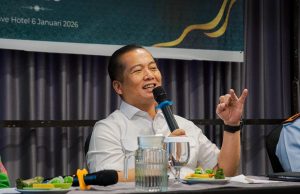 Gubernur Iqbal Berikan Tips Tetap Sehat Saat ke Luar Negeri