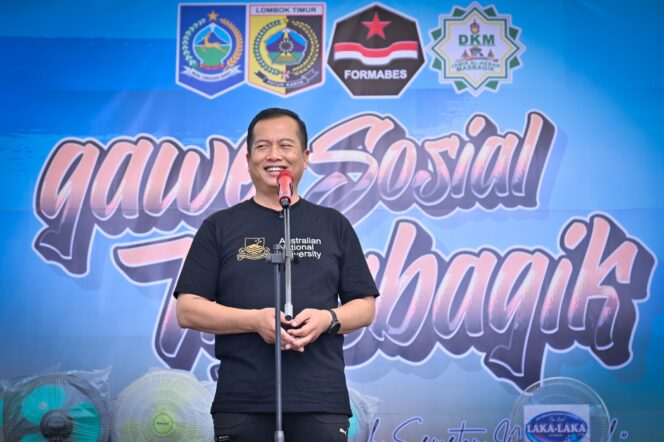 
					Resmikan Pertokoan Masjid Jami’ Al Akbar Masbagik, Gubernur Iqbal Dorong Wujudkan Masjid Mandiri