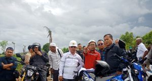 Kunker ke Sumbawa, Gubernur Iqbal Susuri Jalan dan Jembatan yang Rencana akan Direnovasi