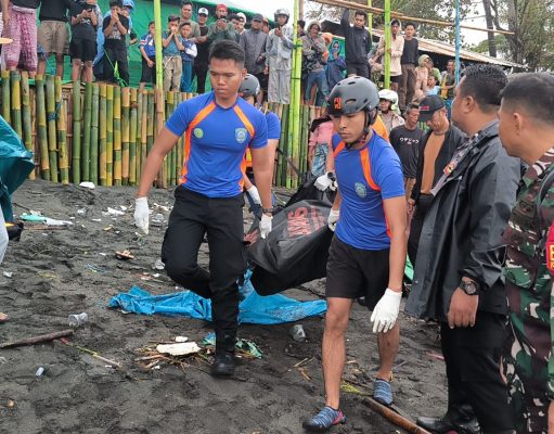 Tim SAR Gabungan Temukan Korban Terseret Arus Sungai Melau di Pantai Gading