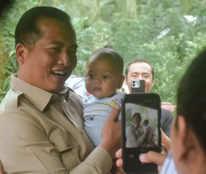 
					Catatan Lapangan Gubernur Iqbal Meninjau Bencana Lombok dan Sumbawa