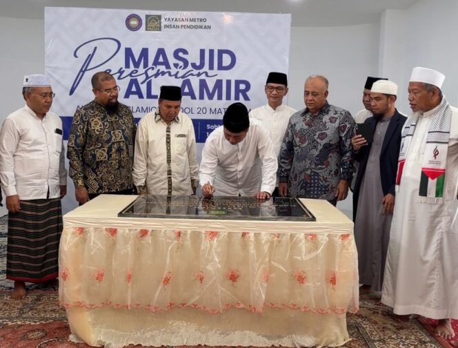 
					Gubernur Iqbal Resmikan Masjid Al-Amir Kompleks Al-Wildan 24 Mataram