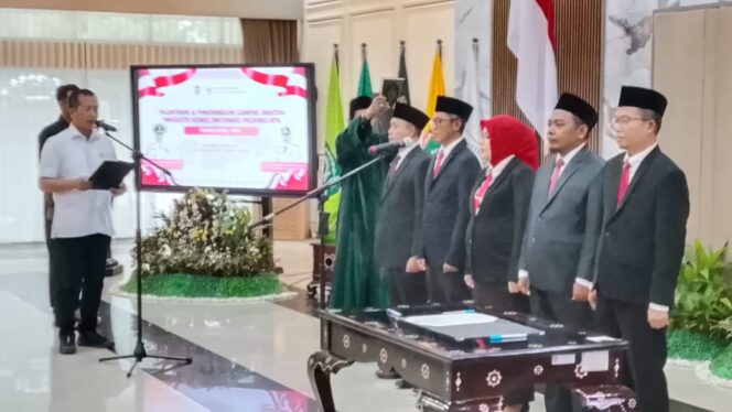 
					Gubernur Iqbal Lantik Anggota Komisi Informasi Provinsi NTB Periode 2026 – 2030