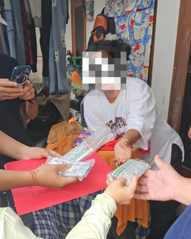 
					Diduga Terlibat Edarkan Obat Ilegal, Seorang IRT di Mataram Ditangkap BBPOM