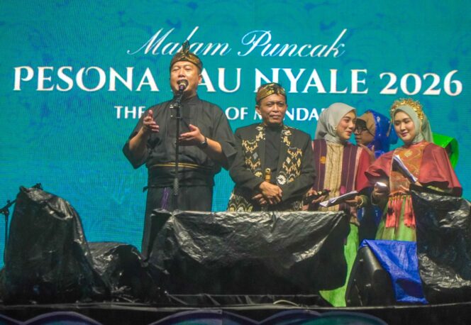 
					Power Festival Bau Nyale 2026 Gaet Ribuan Masyarakat