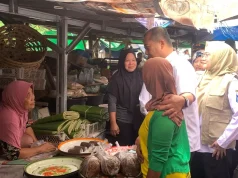 Gubernur NTB Keliling Pasar untuk Pastikan Harga Bapok Tetap Stabil Hingga Lebaran