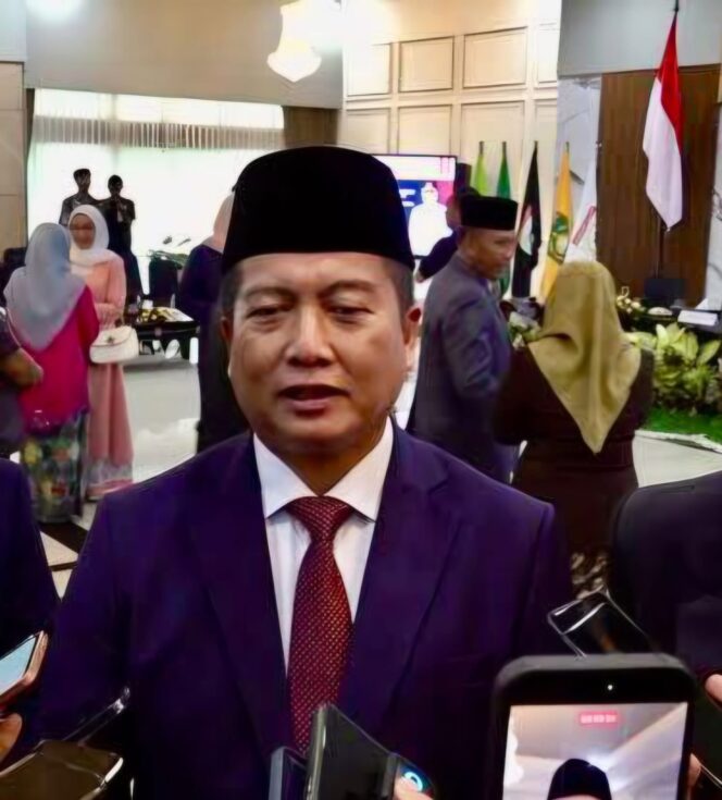 
					Gubernur Iqbal Hubungi Sejumlah Dubes RI di Timur Tengah, Pastikan Warga NTB Terpantau KBRI