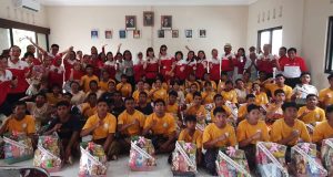 Rayakan Harmoni Imlek Nusantara, PINTI NTB Tebar 485 Parsel