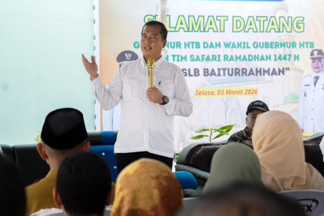 
					Gubernur NTB, Lalu Muhammad Iqbal berdialog bersama para guru SMK dan SLB di SLB Baiturrahman Sondosia, Selasa 3 Maret 2026. (Foto: Dok) 
