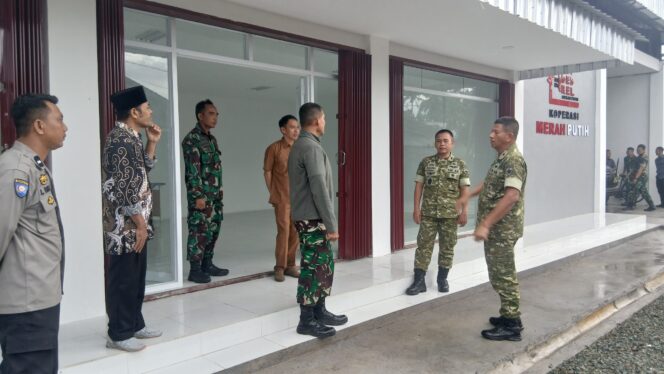 
					Danrem 162/Wira Bhakti Tinjau Progres Pembangunan KDKMP di Kota Mataram