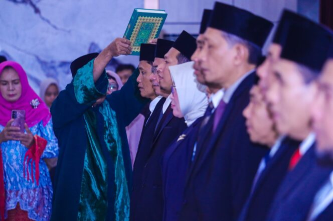 
					Gubernur NTB Lantik 34 Pejabat Eselon, Tegaskan Target Kinerja Harus Tercapai