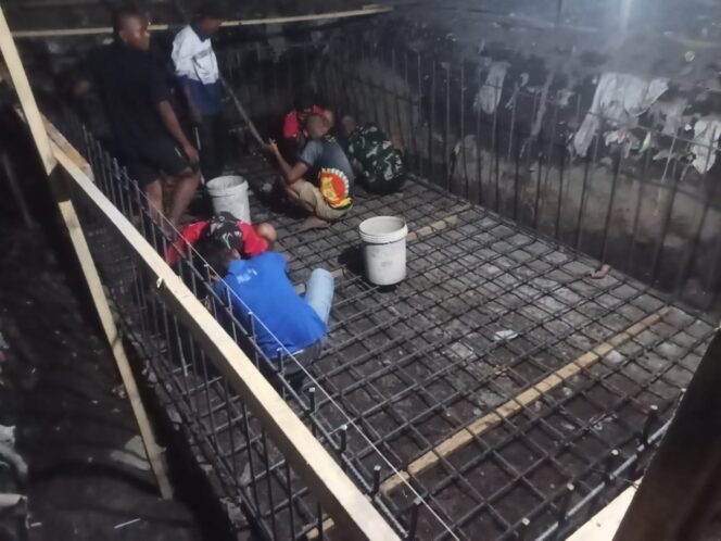 
					TNI dan Warga Gontar Kebut Pembangunan Jembatan Garuda